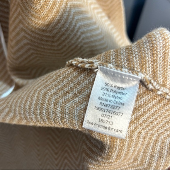 *Nine West Fall/ Winter Zig Zag Coatigan/ Cardigan with Front Pockets* - Picture 7 of 14